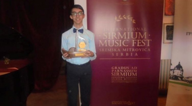 Pijanista iz Novog Grada Nikola Đorojević osvojio je specijalnu nagradu – 100 bodova na “Sirmium music fest” u Sremskoj Mitrovici